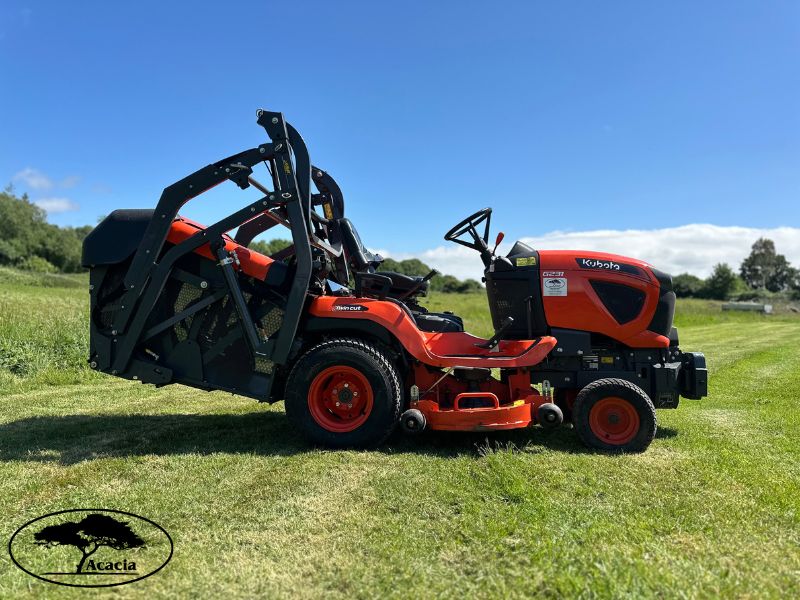 Kubota G231 Ride On Hi-Tip Mower Hire