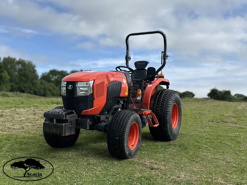 Kubota L1-552 Compact Tractor with Grass Tyres