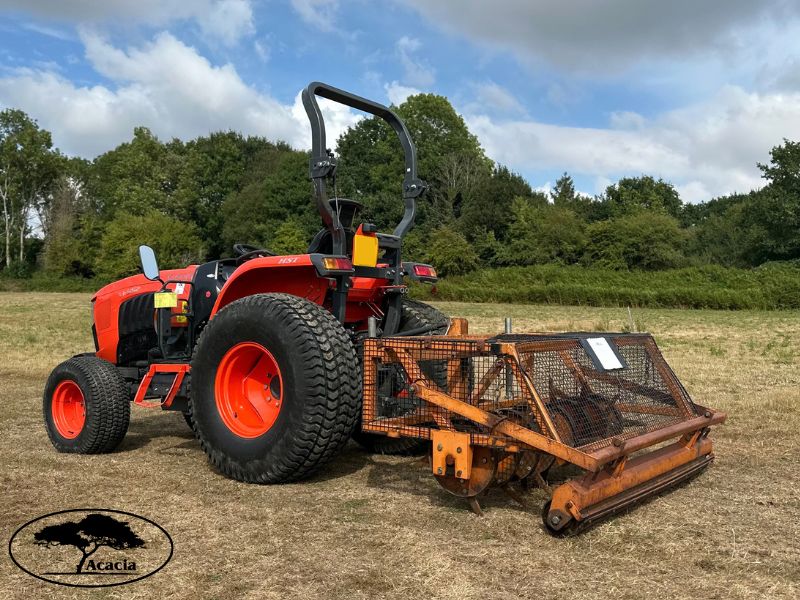 Sisis Maxi Slitter Aerator Hire