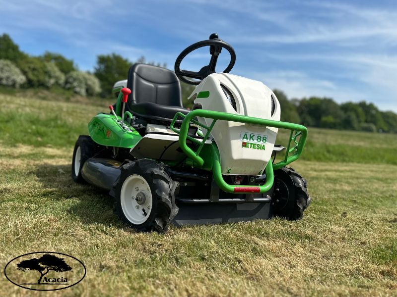 Etesia Brushcutter Ride On Mower Hire